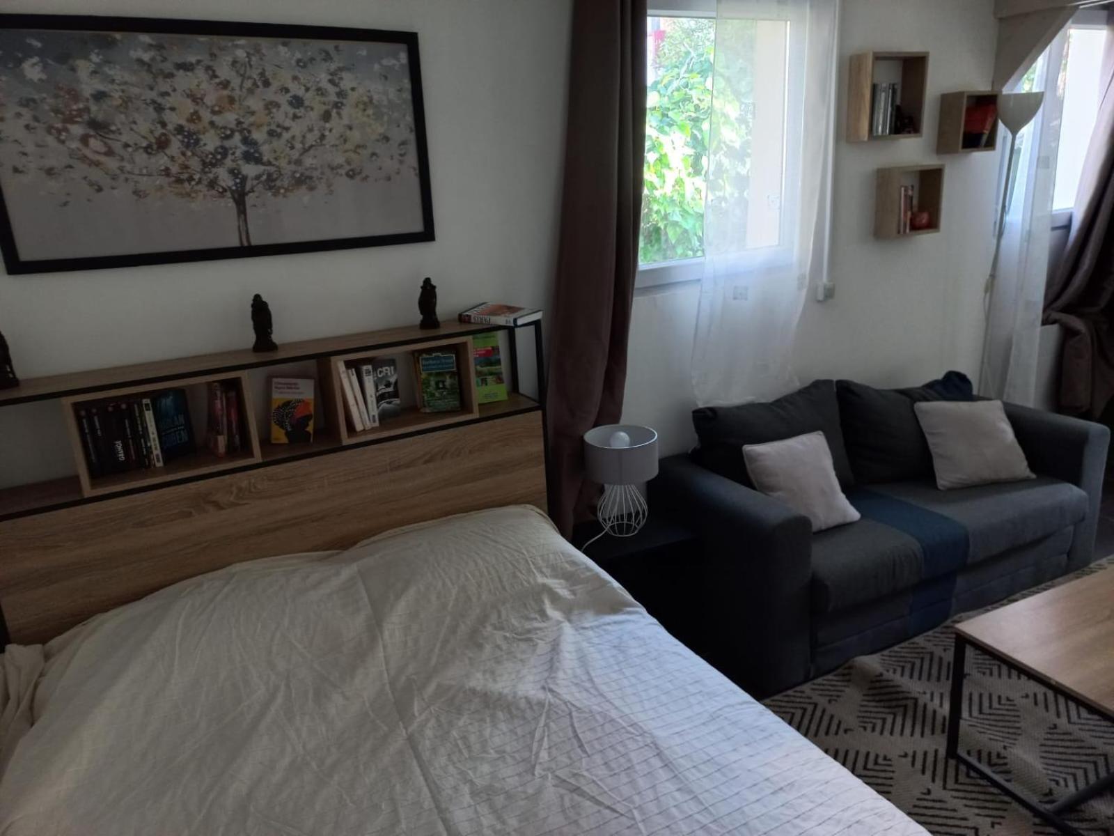ז'נווילייה Maisonnette Au Calme מראה חיצוני תמונה